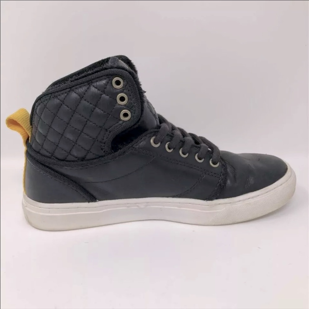 Vans skate shoes